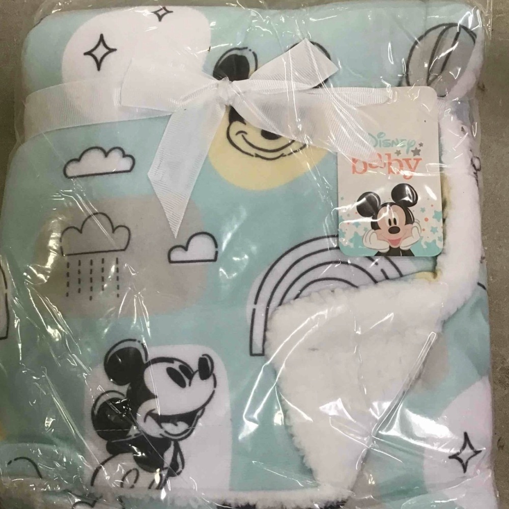 Lambs & Ivy Disney Baby Classic Mickey Mouse Soft Fleece Baby Blanket